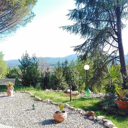 Bed And Breakfast Romantica Evasione Sutri Exteriér fotografie