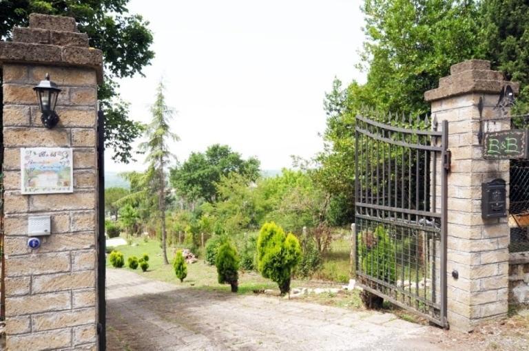 Bed And Breakfast Romantica Evasione Sutri Exteriér fotografie
