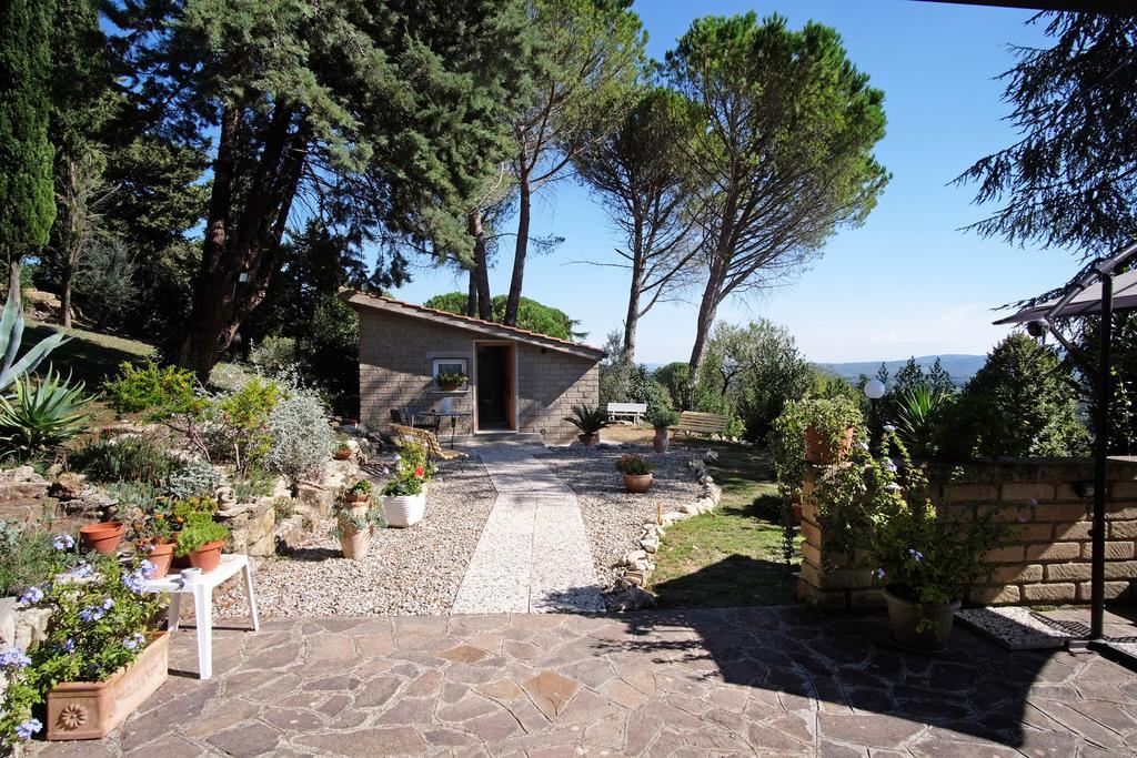 Bed And Breakfast Romantica Evasione Sutri Exteriér fotografie