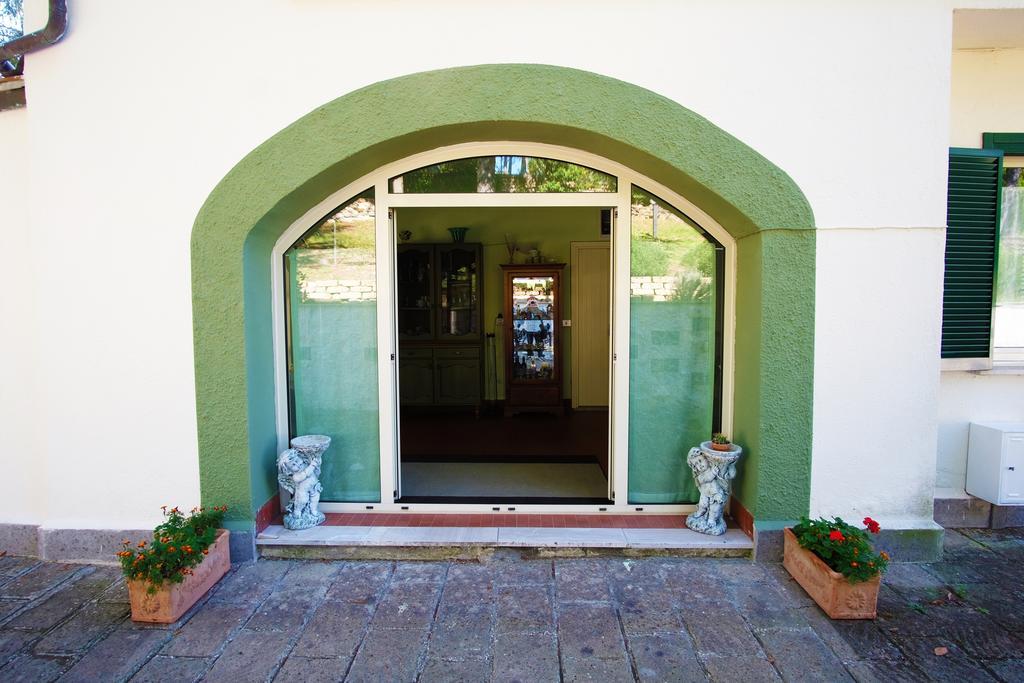 Bed And Breakfast Romantica Evasione Sutri Exteriér fotografie